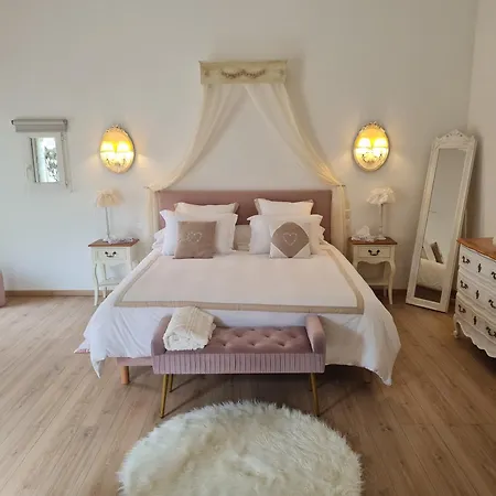 L'oasis Girondine 4 Etoiles בית נופש Izon