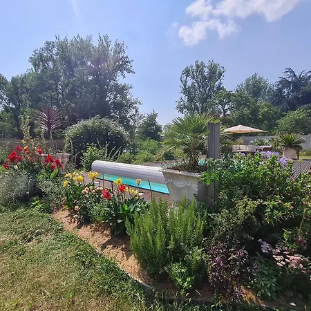 L'oasis Girondine 4 Etoiles * Izon