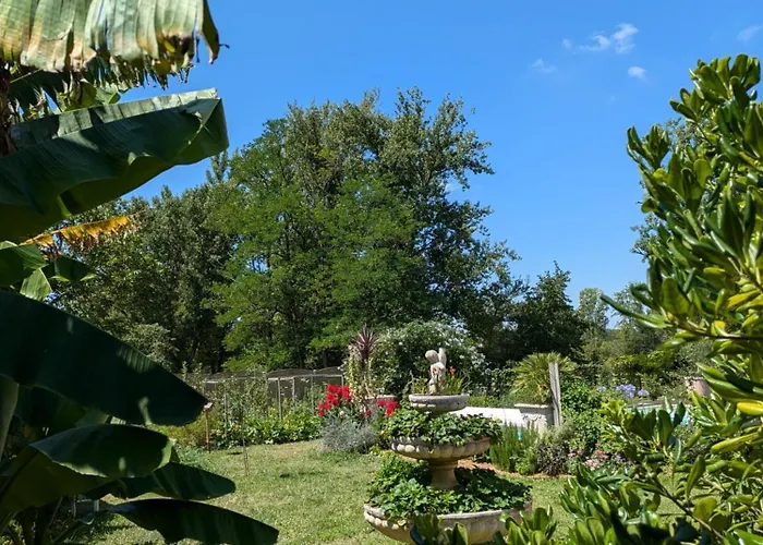 Holiday home L'oasis Girondine 4 Etoiles Izon